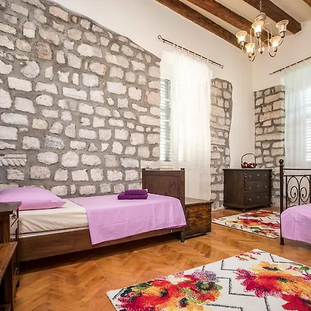 Old Palace * דוברובניק